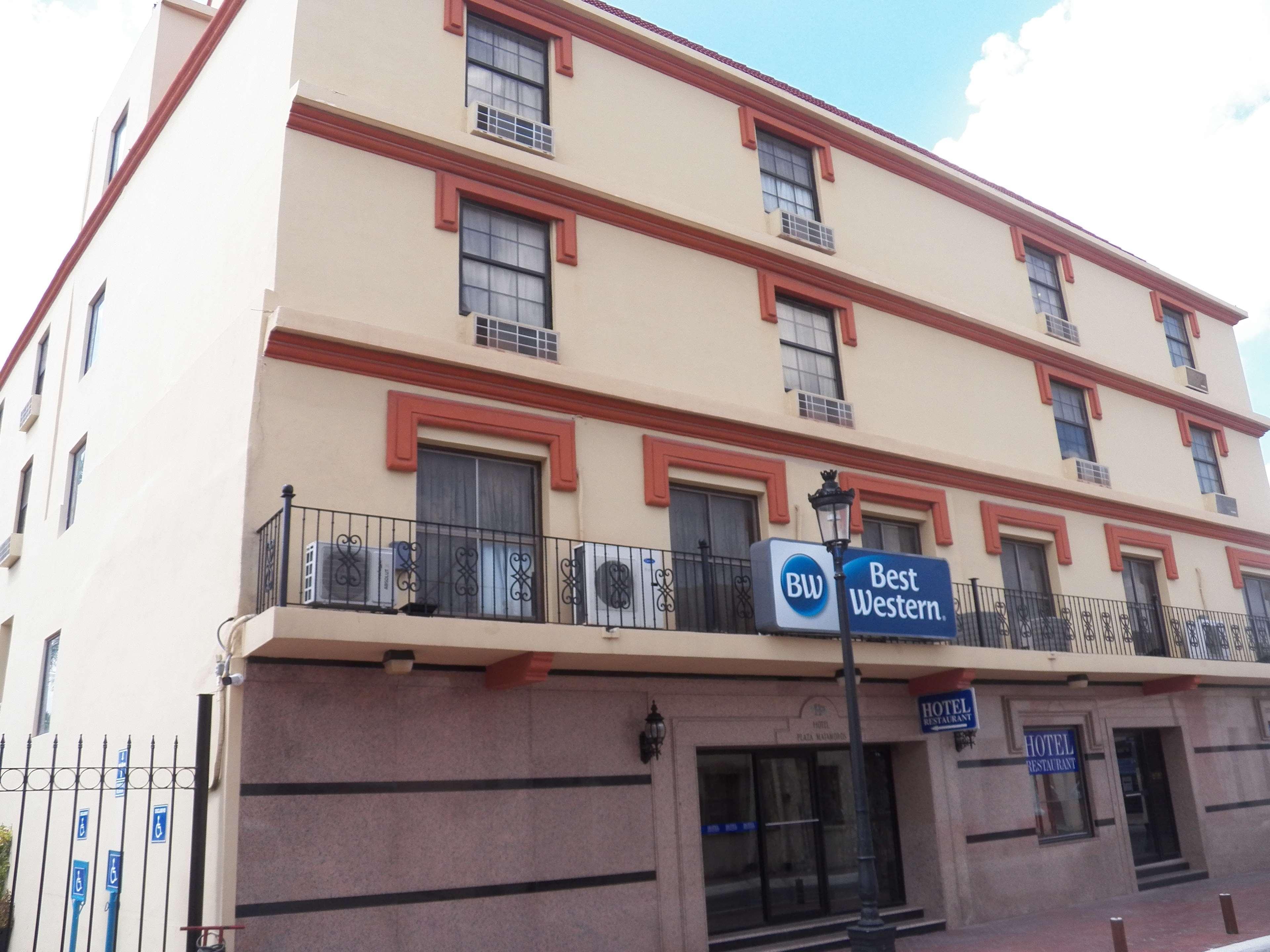 Best Western Hotel Plaza Matamoros Exterior photo