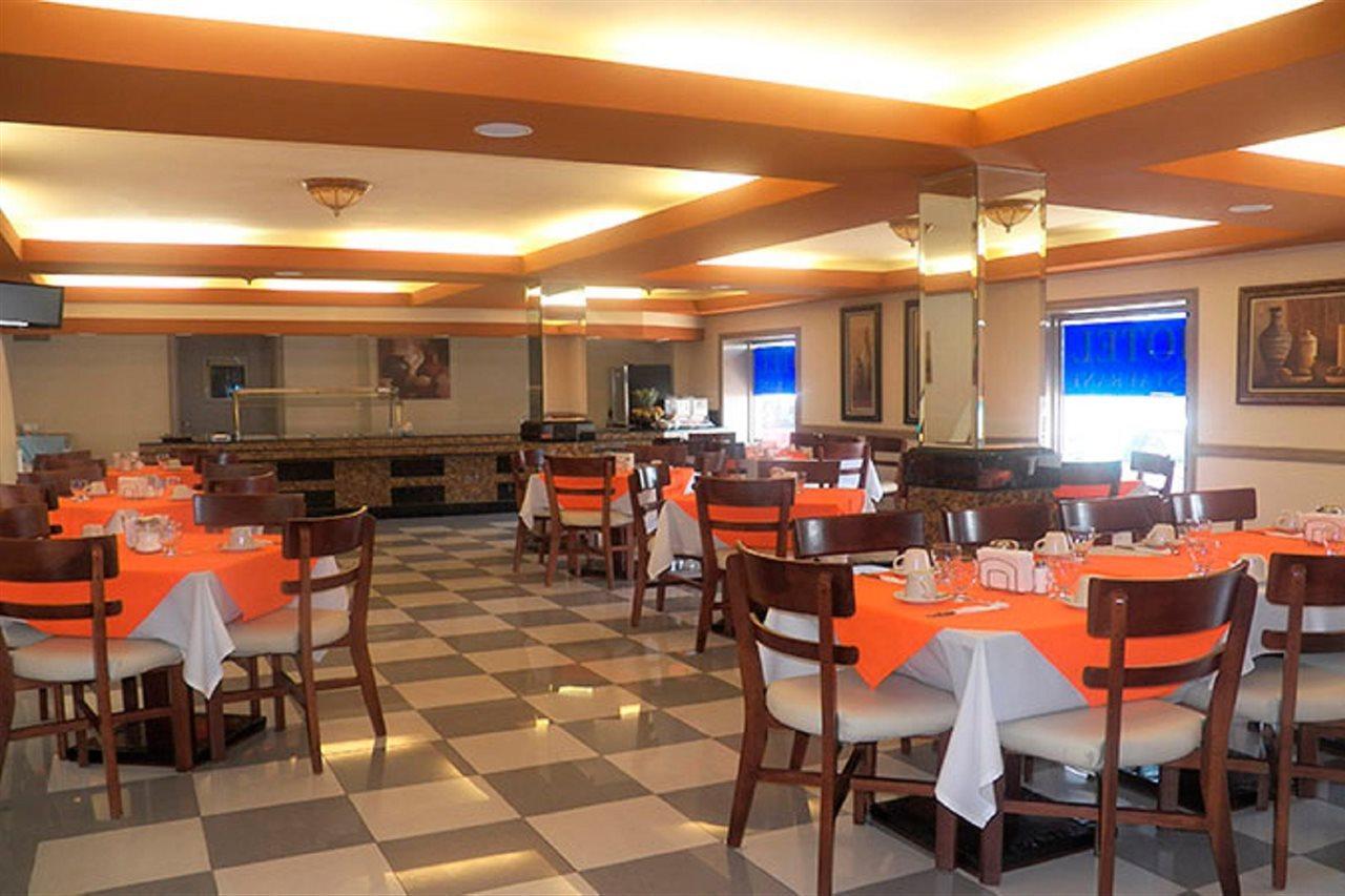 Best Western Hotel Plaza Matamoros Exterior photo